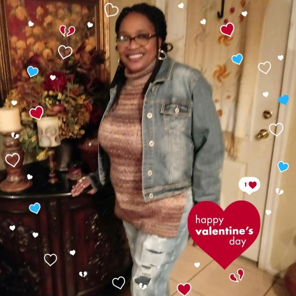 Meet your Posher, Cassandra